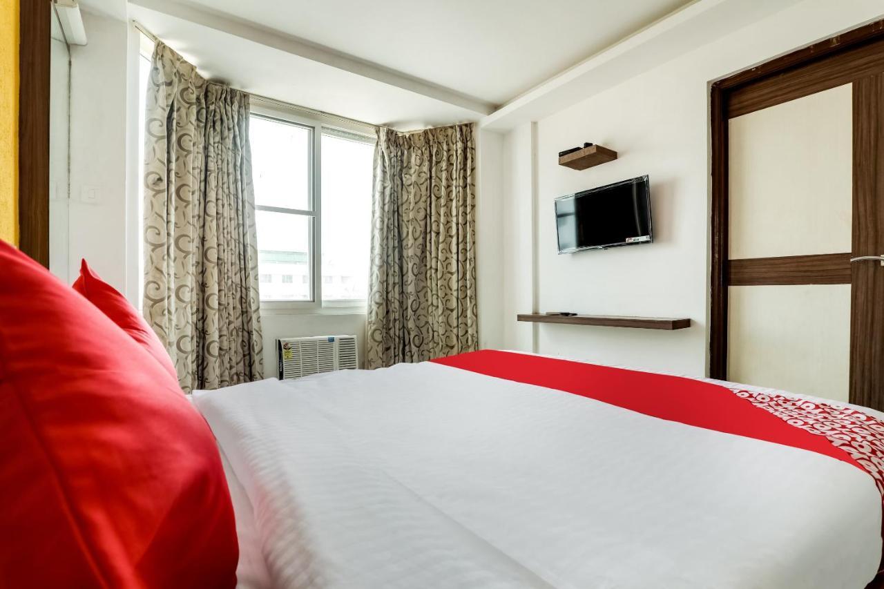 Oyo 61247 Hotel Vijayalakshmi Tiruppur Extérieur photo